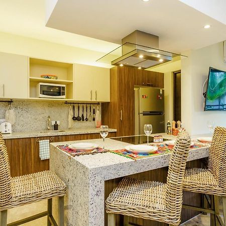 Luxurious Arenis Condo Living By Stella Rentals プレヤデルカーメン エクステリア 写真