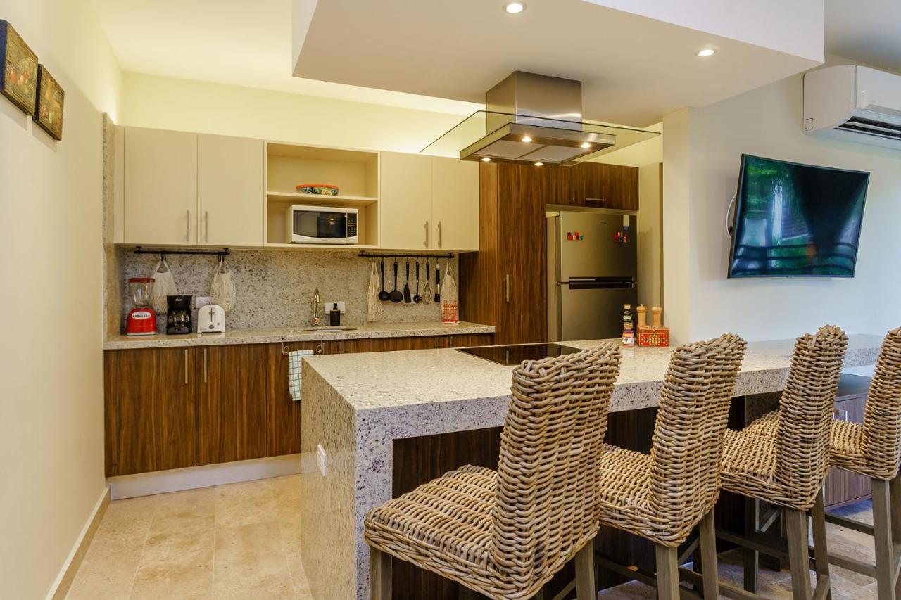 Luxurious Arenis Condo Living By Stella Rentals プレヤデルカーメン エクステリア 写真